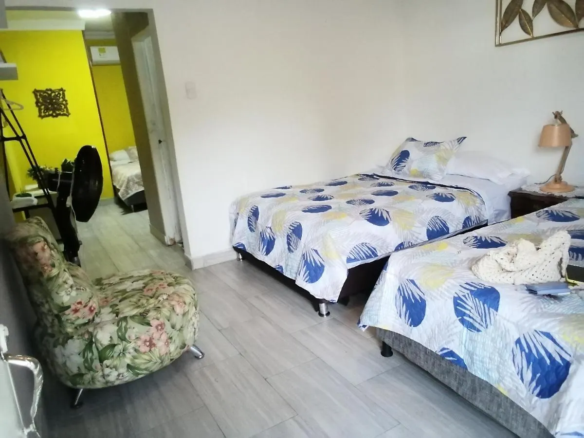 Hostel'S Hellen House Rodadero Sur Gaira Habitacion Familiar Para 5 Personas En Cama 5 Personas Santa Marta  Santa Marta (Magdalena)
